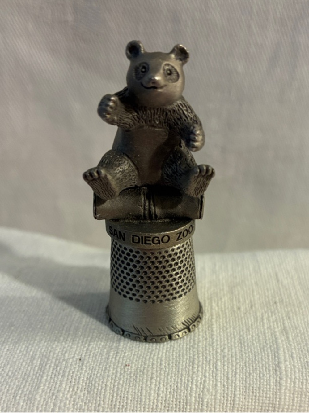 San Diego Zoo Pewter Thimble Souvenir Travel Panda Bear Sewing Tools